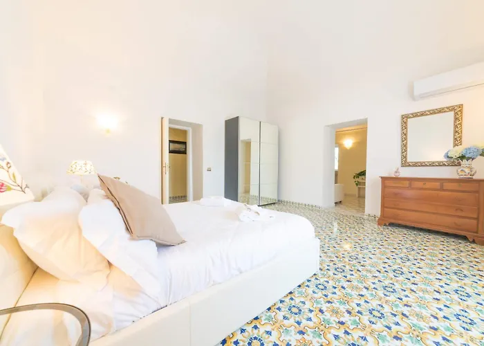 Cerasella Bed & Breakfast 4*